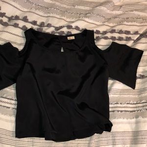 Hollister off the shoulder